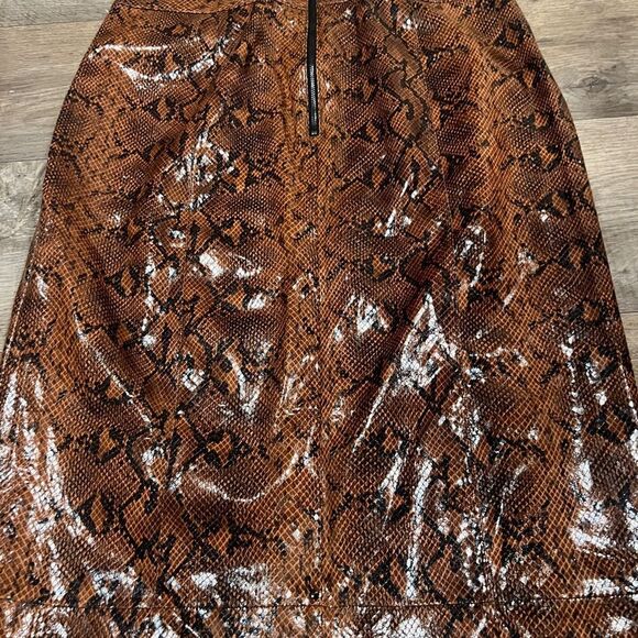 Express x Negin Mirsalehi Snakeskin Leather-like Midi Skirt 10 - Picture 5 of 14